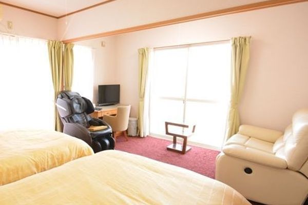 Shiki no Sato Yuraku Tenku no Resort Shiki (Shirahama-cho)